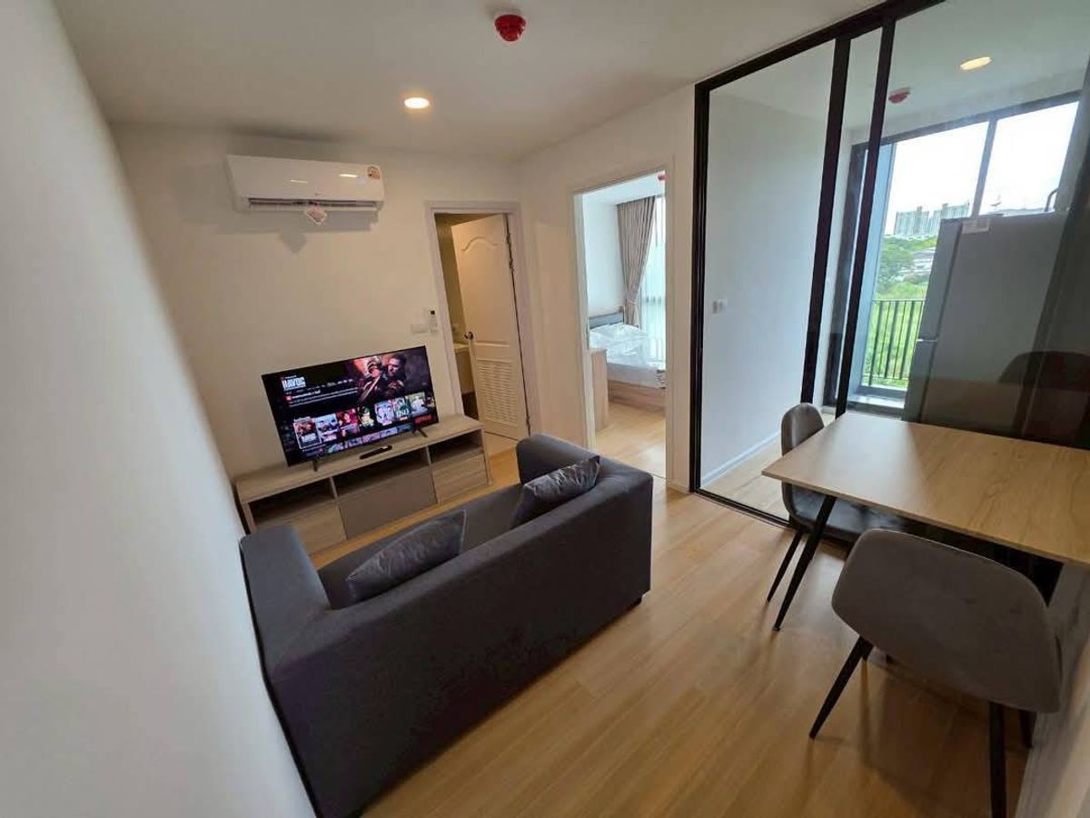 For RentCondoBangna, Bearing, Lasalle : New condo opposite Central Bangna, near BTS Bangna.