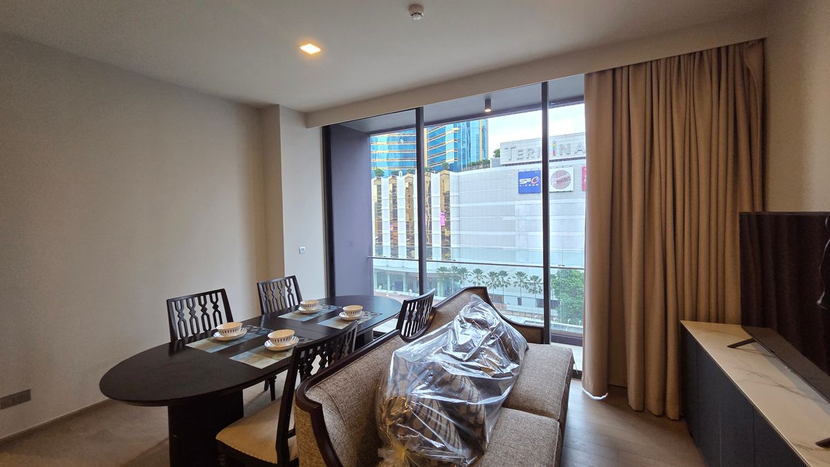 ให้เช่าคอนโดสุขุมวิท อโศก ทองหล่อ : Celes Asoke คอนโดหรู ใจกลางอโศก ใกล้ BTS และ MRT
