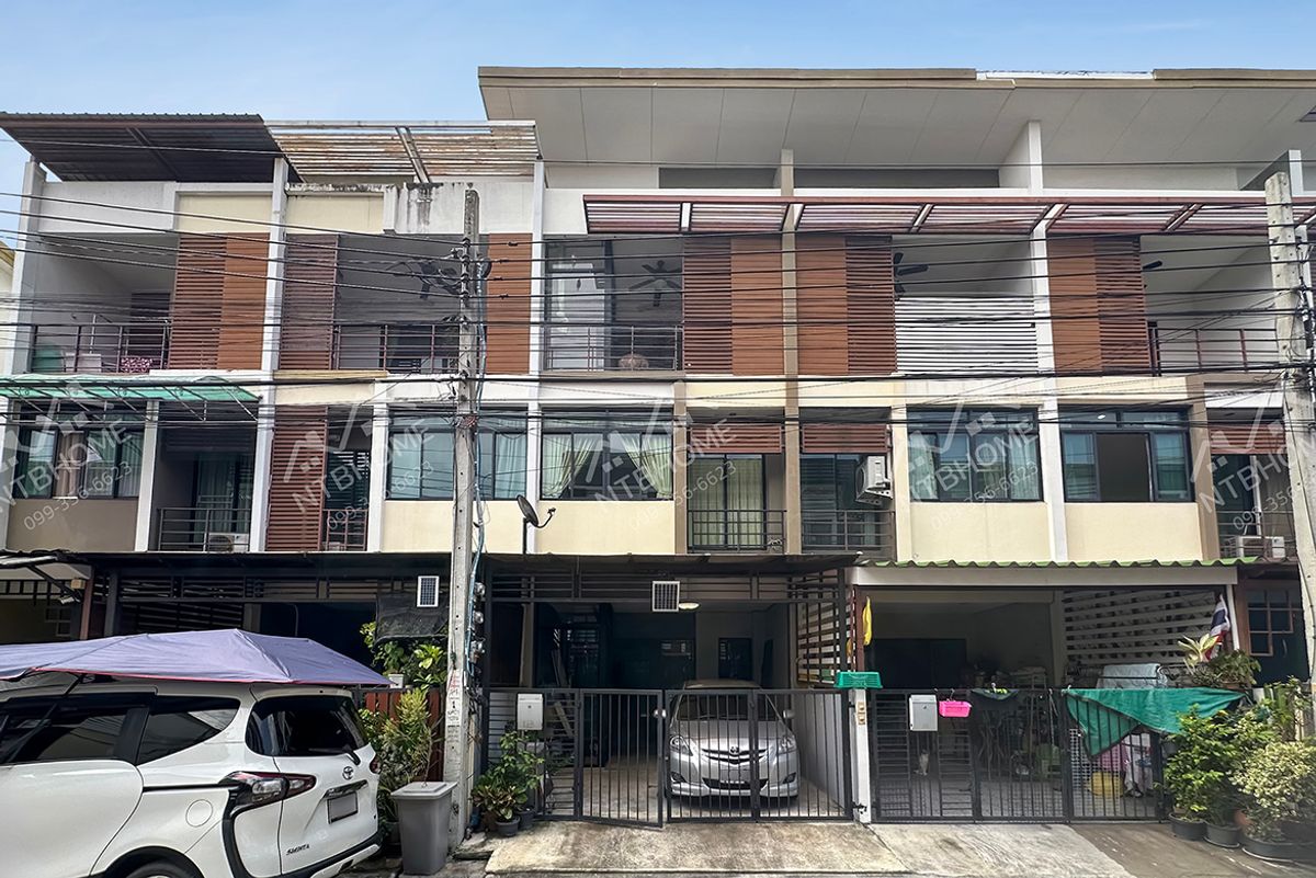 ขายทาวน์โฮมบางแค เพชรเกษม : ทาวน์โฮม 3 ชั้น ซิกเนเจอร์ เพชรเกษม 69 ถนนเมนโครงการ ทำเลดีเข้าซอยไม่ลึก ใกล้ MRT หลักสอง/BTS บางหว้า