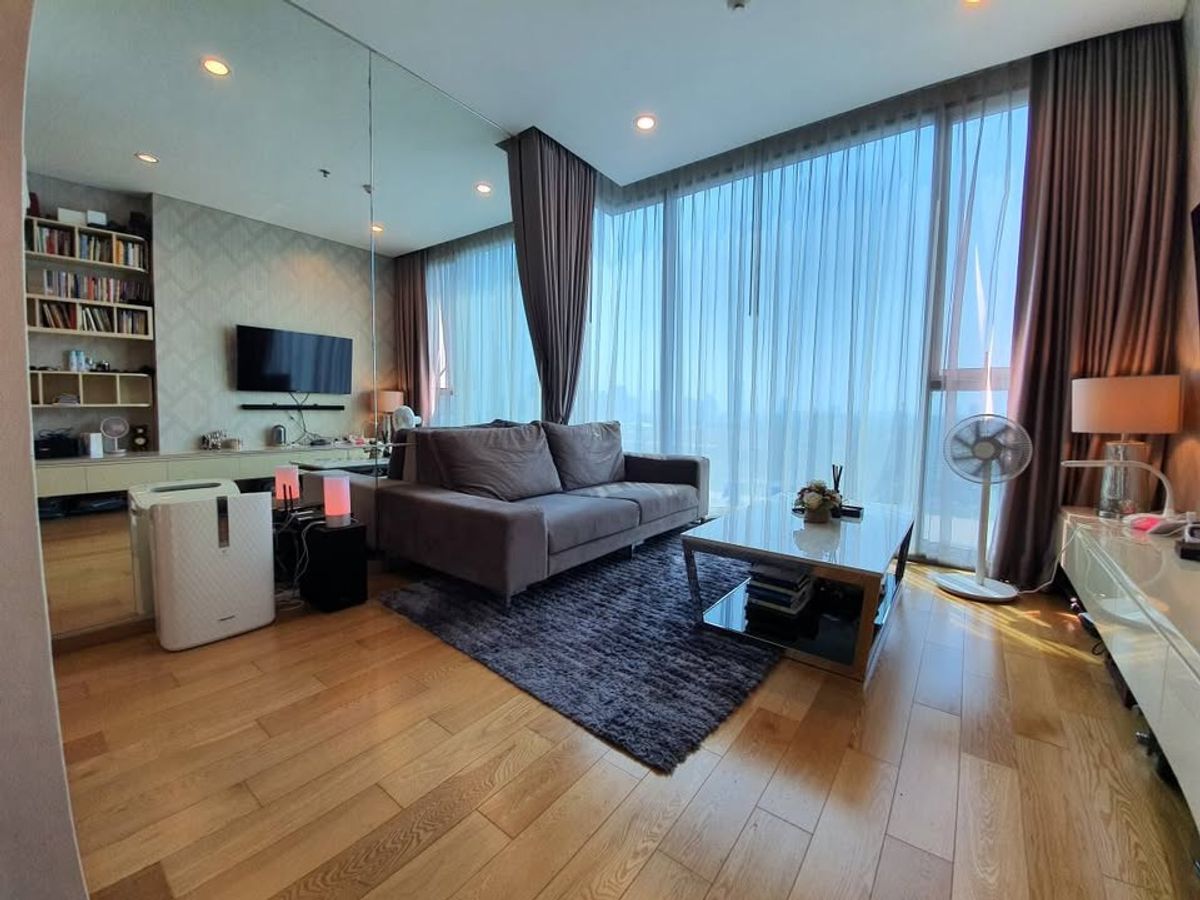 For RentCondoSathorn, Narathiwat : Condo, 14th floor, good location with beautiful decorative furniture for rent in Sathorn-Rama 3, near Di Up Rama 3, only 700 meters.