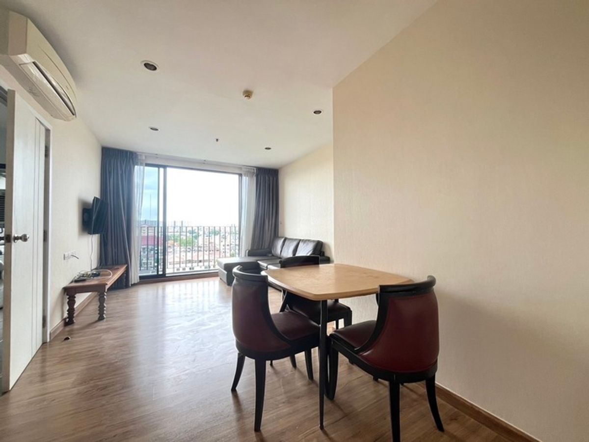 For RentCondoBang Sue, Wong Sawang, Tao Pun : 🔥🔥 Rent !! Condo the Tree Interchange 2Bed2bath, area 58 sq.m., 28th floor, Building B, complete. Interested in inquiring Line: @atfirm🔥🔥