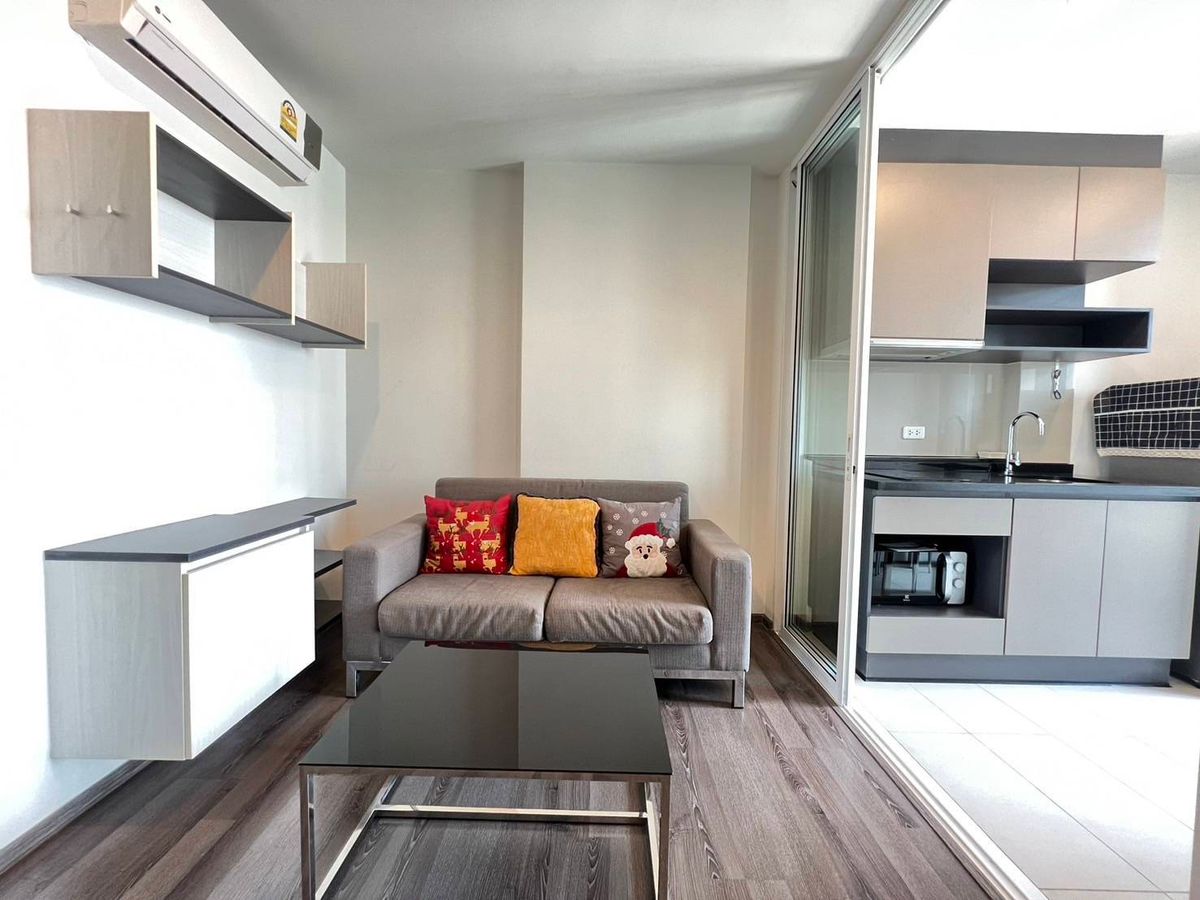 ให้เช่าคอนโดอุดรธานี : For rent, The Base Height condo - Udon Thani, high security, furniture has a rental price of 10,000 baht/month