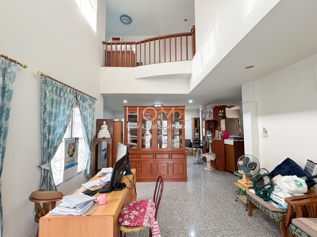 ขายบ้านลาดกระบัง สุวรรณภูมิ : บ้านเดี่ยว สวนหลวง ร.9 🔥 บ้านบารเมษฐ์ / 3 ห้องนอน (ขาย), Baan Baramed / 3 Bedrooms (FOR SALE) FON111