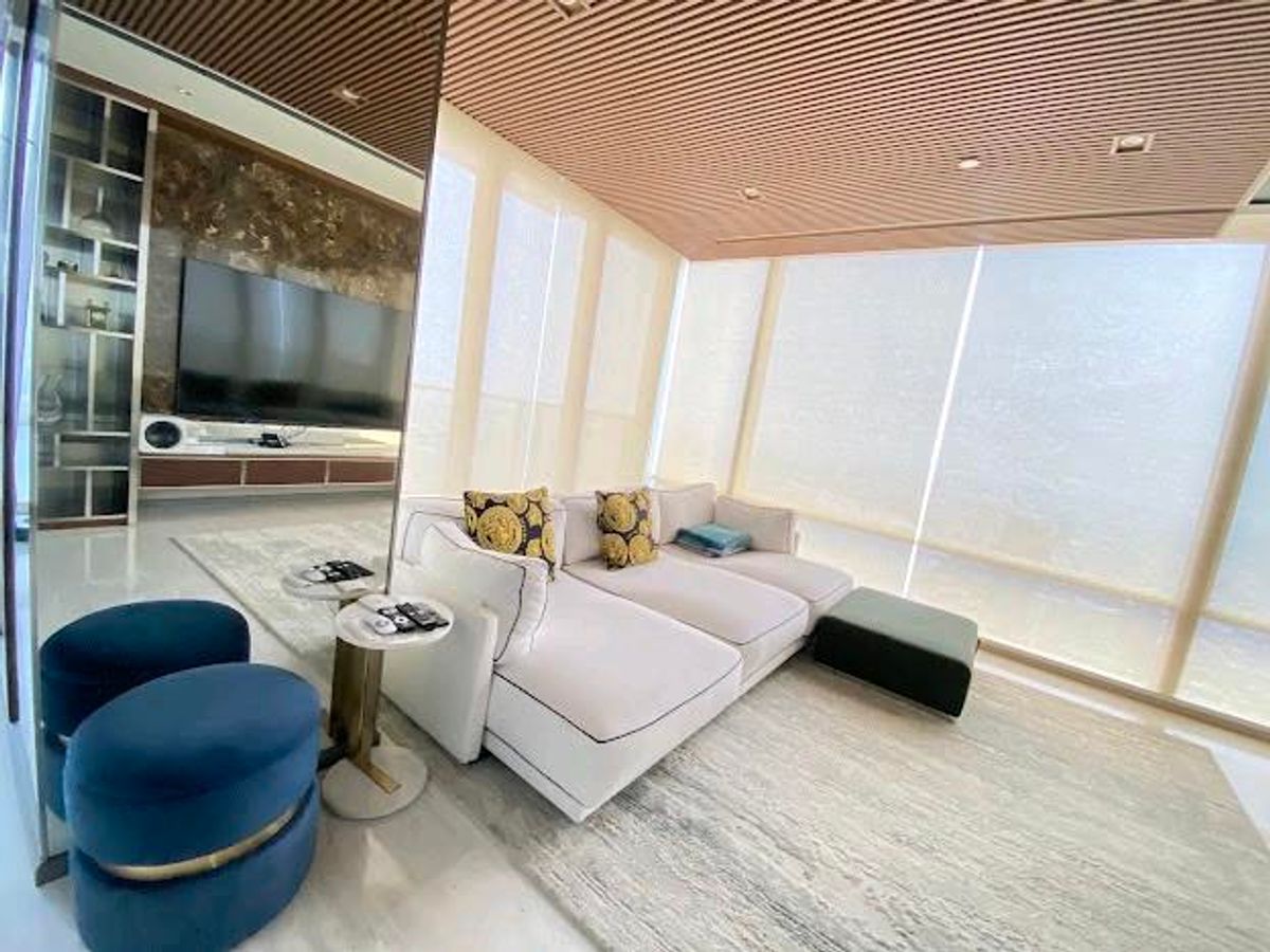 ให้เช่าคอนโดสาทร นราธิวาส : Four Season 
Luxury Private residence