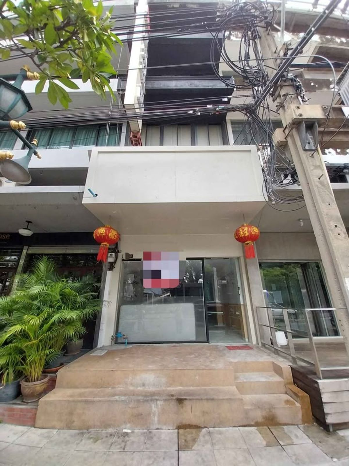 For RentShop HouseSukhumvit, Asoke, Thonglor : For Rent Bangkok Shophouse Sukhumvit BTS Thong Lo Watthana BRE11739