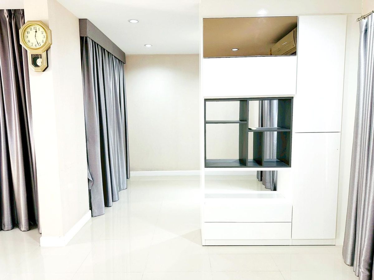 ขายบ้านพระราม 2 บางขุนเทียน : ขาย เดอะแกรนด์ พระราม 2 ขนาด 56 ตรว. 3 นอน 3 น้ำ หลังมุม สภาพเยี่ยม รีโนเวทแล้ว