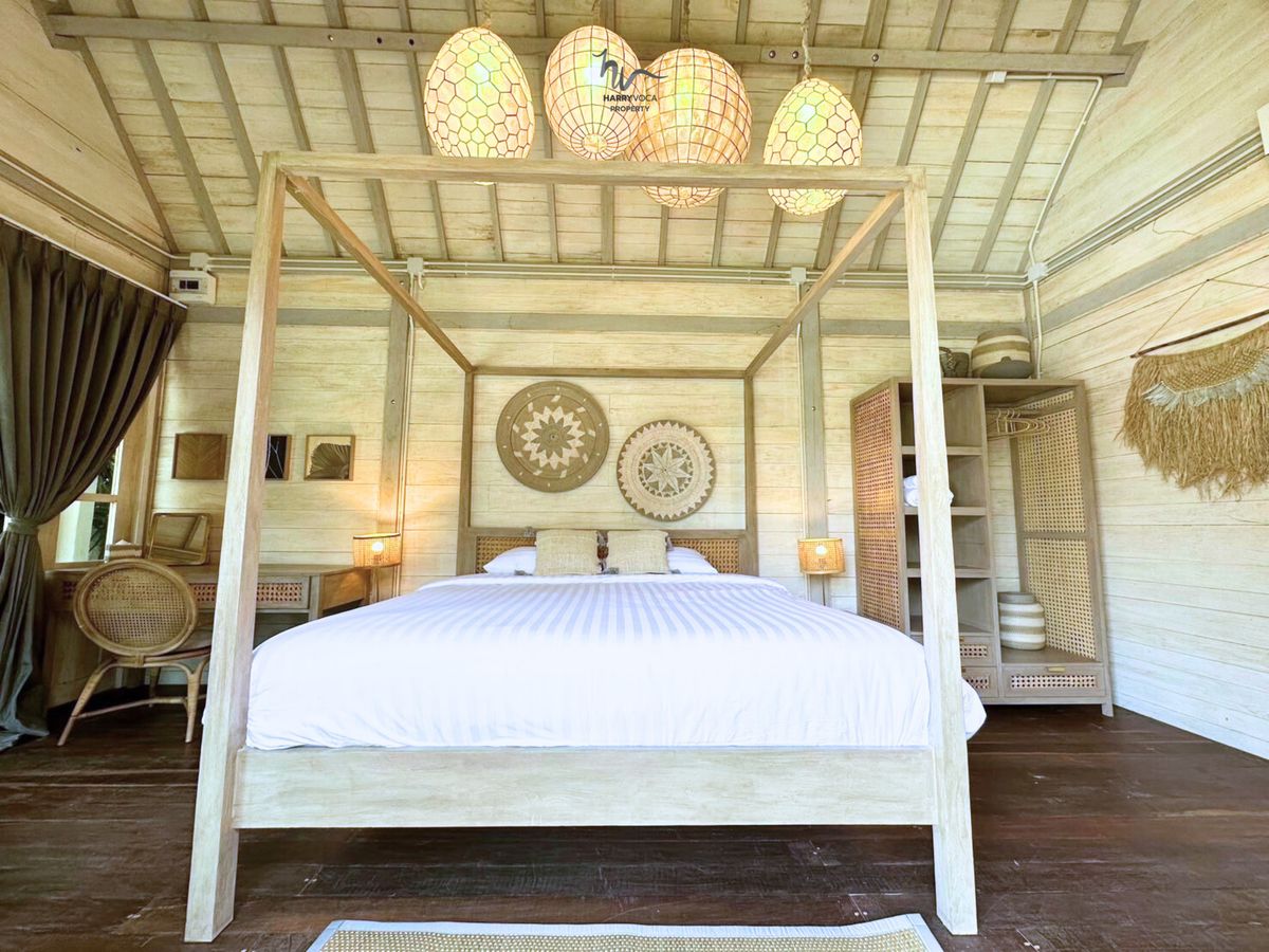 ให้เช่าหัวหิน ประจวบคีรีขันธ์ : 🏡 For Rent: Beautiful Natural Wooden Pool Villa Just 20 Meters from Khao Takiab Beach (Property ID: HV R-80)
