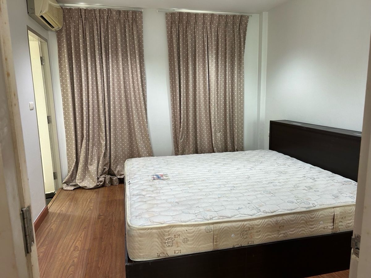 ให้เช่าทาวน์โฮมสมุทรปราการ สำโรง : 💥ForRent💥3Bed •  Baan Klang Muang British Town Srinakarin🏡 Near Skytrain ’Si La Salle’ 500 m ‼️ Ready to move in ‼️  Fully Furnished ✨