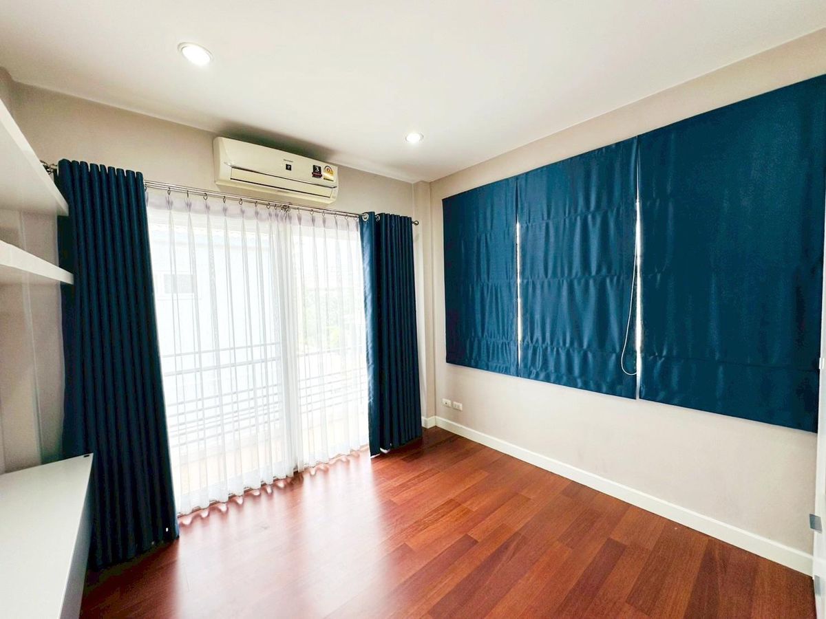 ขายบ้านพระราม 2 บางขุนเทียน : ขาย เดอะแกรนด์ พระราม 2 ขนาด 56 ตรว. 3 นอน 3 น้ำ หลังมุม สภาพเยี่ยม รีโนเวทแล้ว