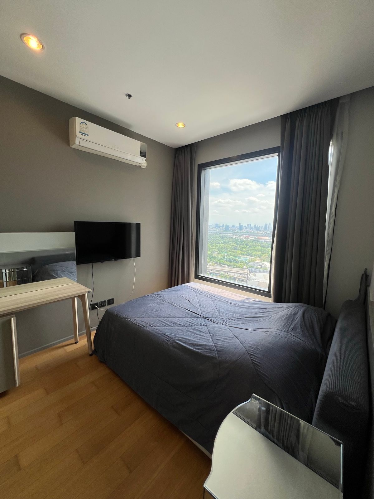 ขายคอนโดลาดพร้าว เซ็นทรัลลาดพร้าว : ✨ Newly Renovated Condo at M Ladprao – High Floor | 37.34 sqm | 1B1B + Kitchen + Balcony | Fully Furnished | 31st Floor | Panoramic City View | Direct BTS & Central Ladprao Mall Access