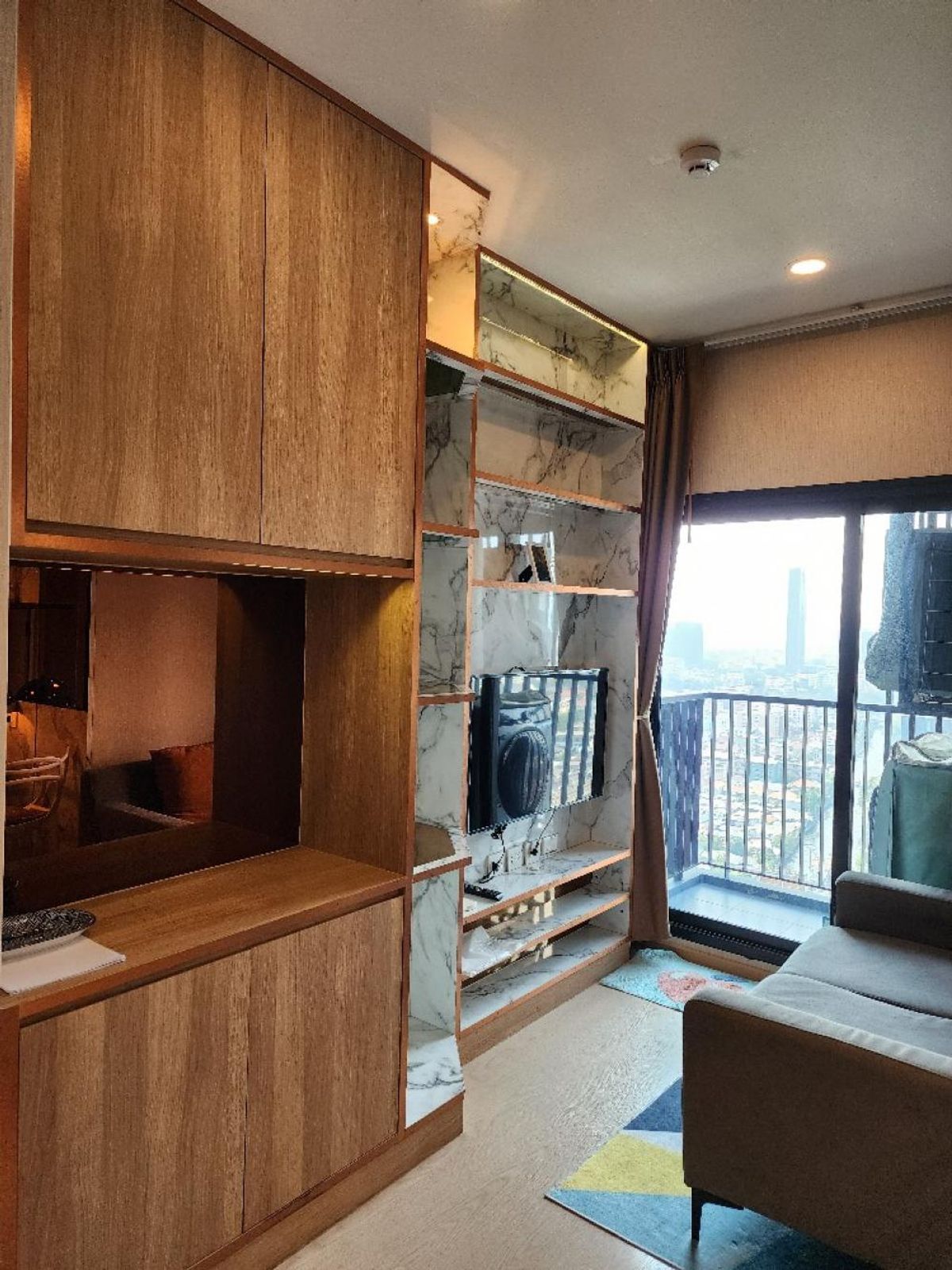 ให้เช่าคอนโดพระราม 9 เพชรบุรีตัดใหม่ RCA : 🔥ให้เช่าด่วน🔥 เดอะทรี สุขุมวิท 71 เฟอร์ฯบิวอิน พร้อมอยู่ ใกล้ Airport Link รามคำแหง และรถไฟฟ้าสายสีส้ม