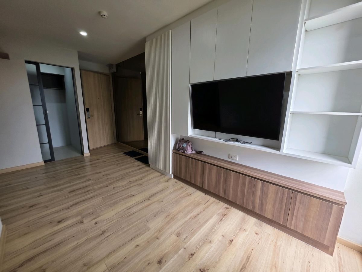 ขายคอนโดปิ่นเกล้า จรัญสนิทวงศ์ : Brix Condominium จรัญสนิทวงศ์ 64 MRT สิรินธร หน้าโครงการ เดินเพิ่งไม่กี่ก้าว 🔥 ขายถูกที่สุดในโครงการ 🔥