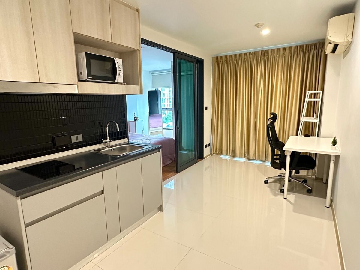 ขายคอนโดอ่อนนุช อุดมสุข : ชั้นดี วิวสวย (ไม่บล็อค) - ติด BTS ปุณวิถี @HUE Sukhumvit