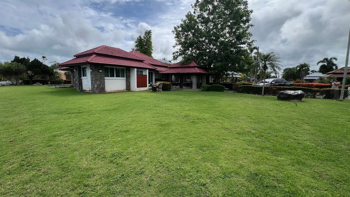 ขายบ้านระยอง : ขายบ้านเดี่ยวติดทะเล แกลง ระยอง เงียบสงบ บรรยากาศสุดฟิน พื้นที่ 197.8 ตร.ว.