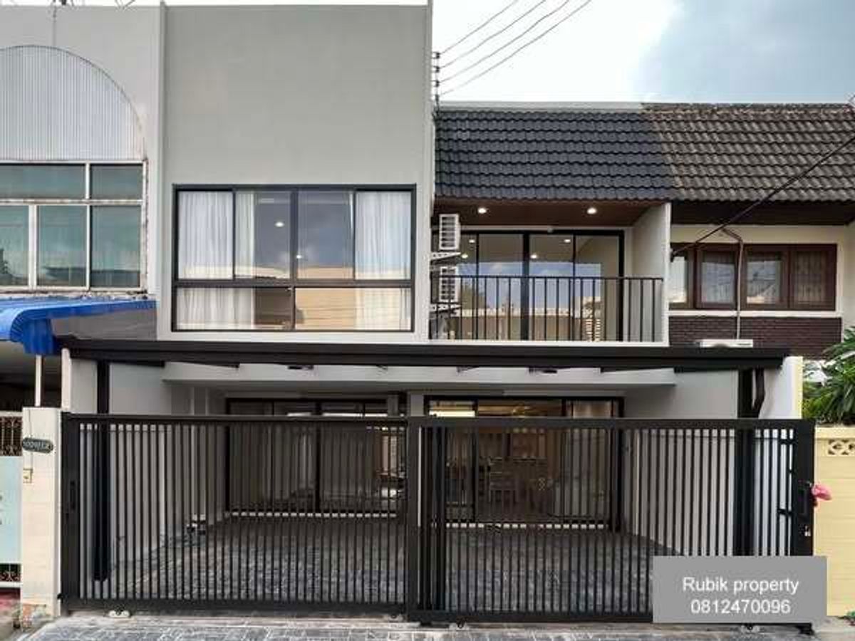 ขายบ้านสุขุมวิท อโศก ทองหล่อ : ✨ For Rent & Sale – Renovated Townhouse with Private Onsen | Ekkamai 22 – Pridi Banomyong 41 (RB857)