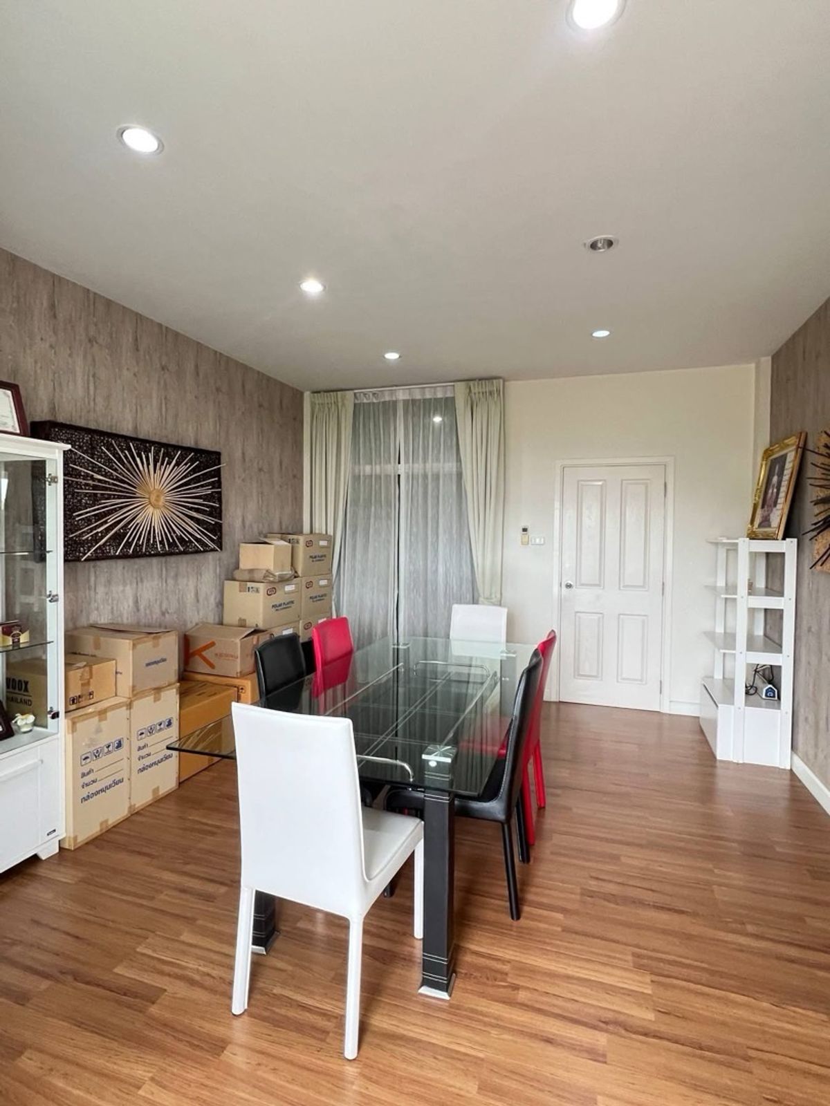 ขายทาวน์โฮมมีนบุรี-ร่มเกล้า : นลิน อเวนิว รามคำแหง 138 ราคาดี ทำเลเยี่ยม ใกล้รถไฟฟ้าเพียง 600 เมตร