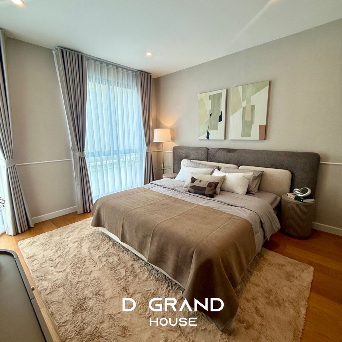 บ้านพัฒนาการ ศรีนครินทร์ : ขาย/ให้เช่า บ้านหรู CINQ ROYAL กรุงเทพกรีฑา บ้านใหม่เอี่ยม 100% พร้อมลิฟต์ เฟอร์นิเจอร์บิ้วอินครบ พร้อมเข้าอยู่ทันที