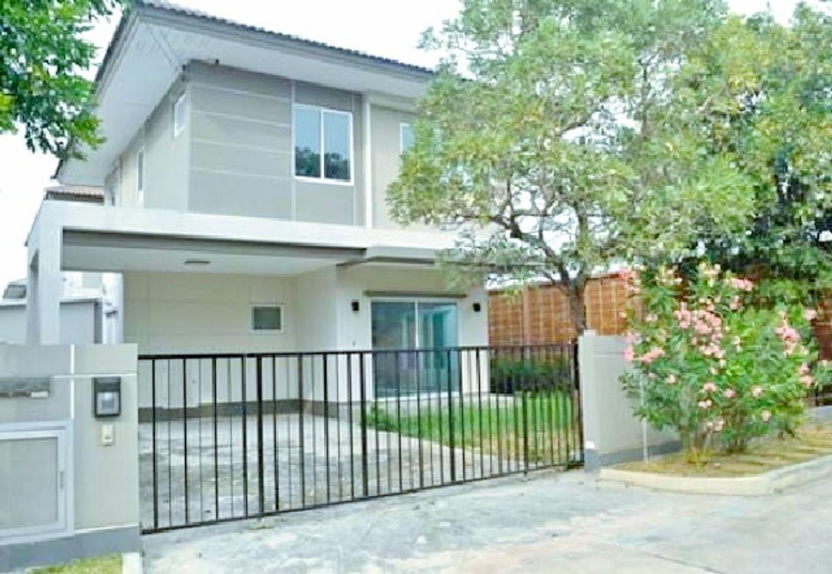 For RentHousePathum Thani,Rangsit, Thammasat : BTS Khu Khot 6.8 km, Rangsit Khlong 2, 2 floors for rent, 60 sq.w., Future Rangsit 5.0 km, 240 sq.m.