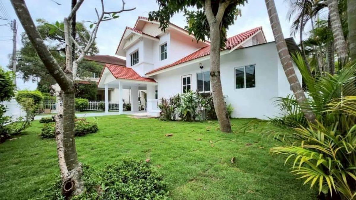 ให้เช่าบ้านเชียงใหม่ : Land and House Maejo 3卧2卫 
