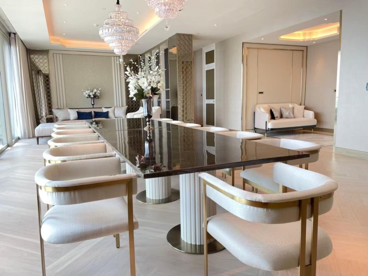 For SaleCondoWongwianyai, Charoennakor : 03/04/2026, Luxury condo with 6 bedrooms at The Residences At Mandarin Oriental
Chao Phraya River view, near BTS/MRT, with complete amenities! 0642748883