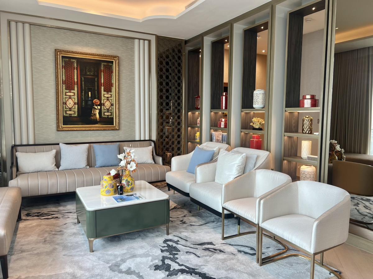 For SaleCondoWongwianyai, Charoennakor : 03/04/2026, Luxury condo with 6 bedrooms at The Residences At Mandarin Oriental
Chao Phraya River view, near BTS/MRT, with complete amenities! 0642748883