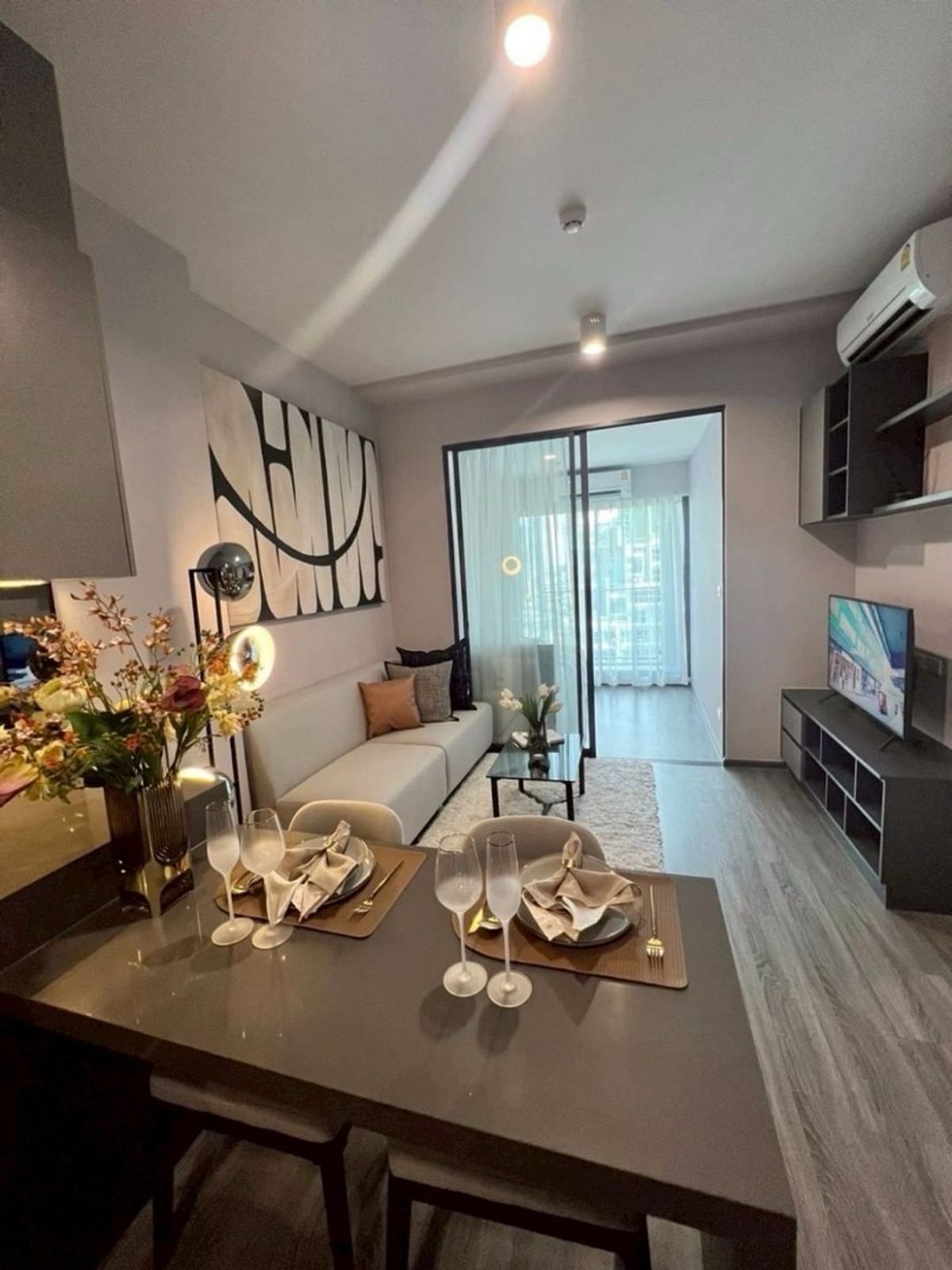 ให้เช่าคอนโดสยาม จุฬา สามย่าน : 🔥🔥ปล่อยเช่า 2 ห้องนอน 1 ห้องน้ำ  !! only 33,000 / month 🔥🔥🔥