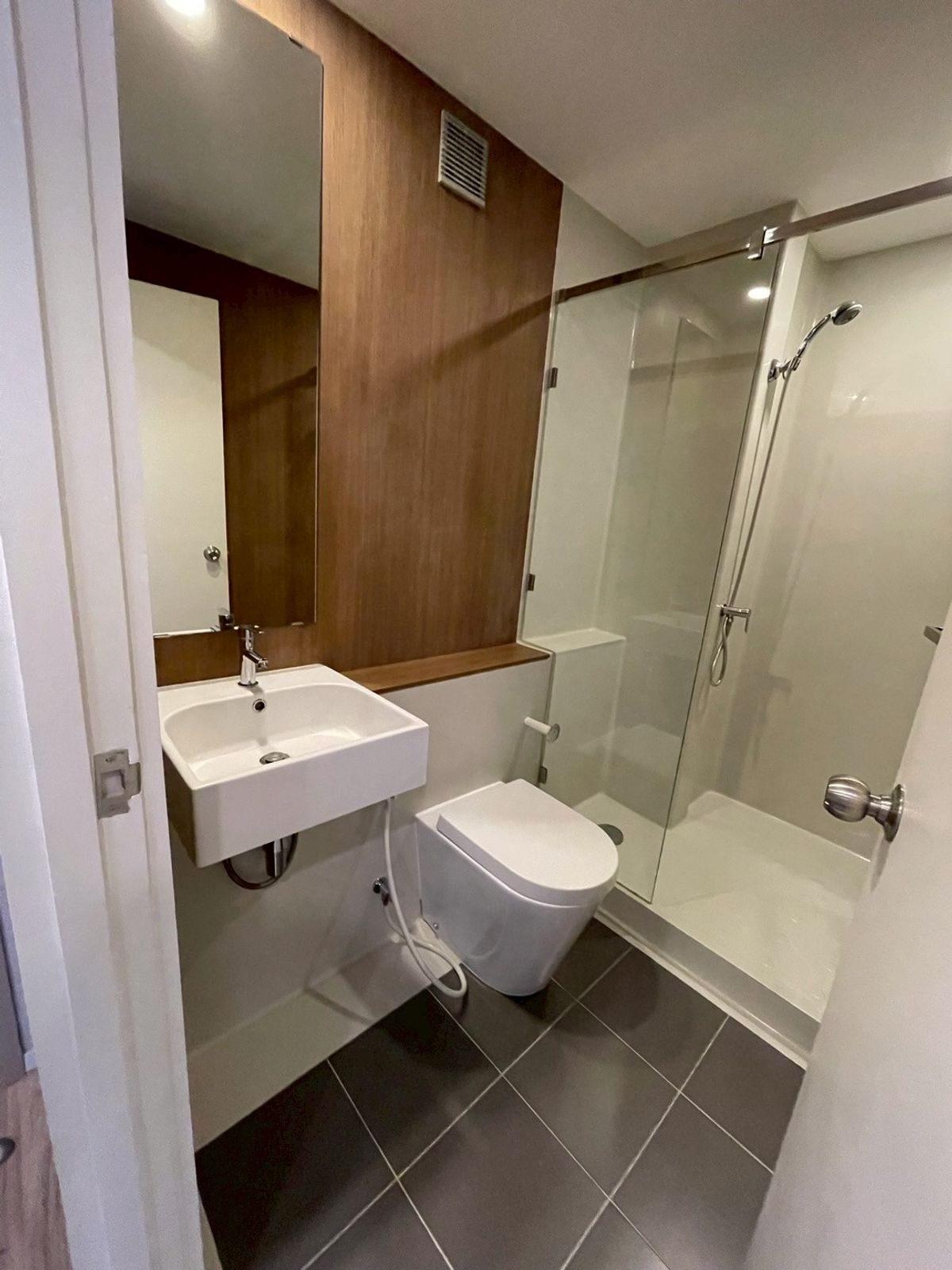 ขายคอนโดสาทร นราธิวาส : บลอสซั่ม คอนโด สาทร-เจริญราษฎร์ : Blossom Condo @ Sathorn-Charoenrat