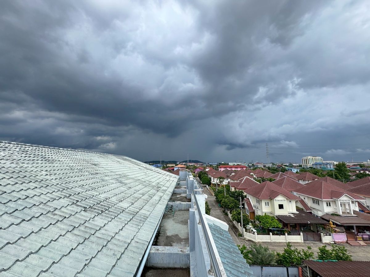 For SaleHotel&Apartment BusinessPattaya, Bangsaen, Chonburi : 📌 Apartments for sale near Amata Nakorn Industrial Estate, full -year -old, 348 sq.w. offers convenient parking. Returns of up to 9%, only 32 million baht !!