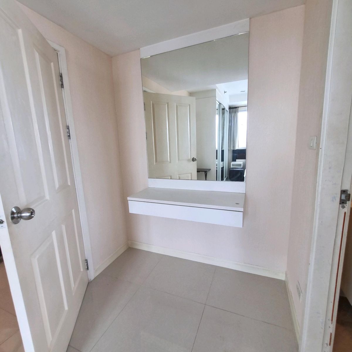 For RentCondoRamkhamhaeng, Hua Mak : Inspire Place 2 Bedrooms 2 Baths 15K PLEASE Add Line Paolin1call 0928242499