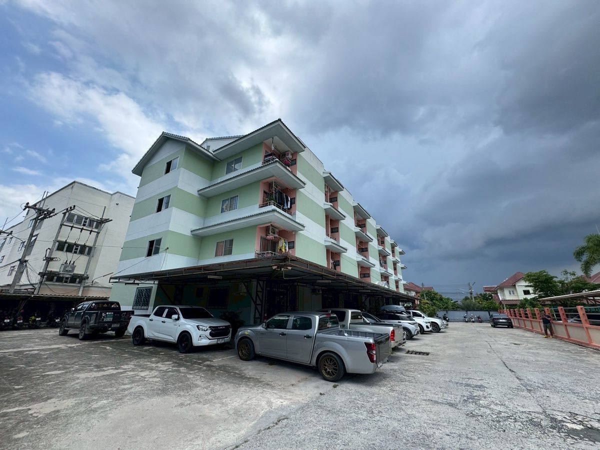 For SaleHotel&Apartment BusinessPattaya, Bangsaen, Chonburi : 📌 Apartments for sale near Amata Nakorn Industrial Estate, full -year -old, 348 sq.w. offers convenient parking. Returns of up to 9%, only 32 million baht !!