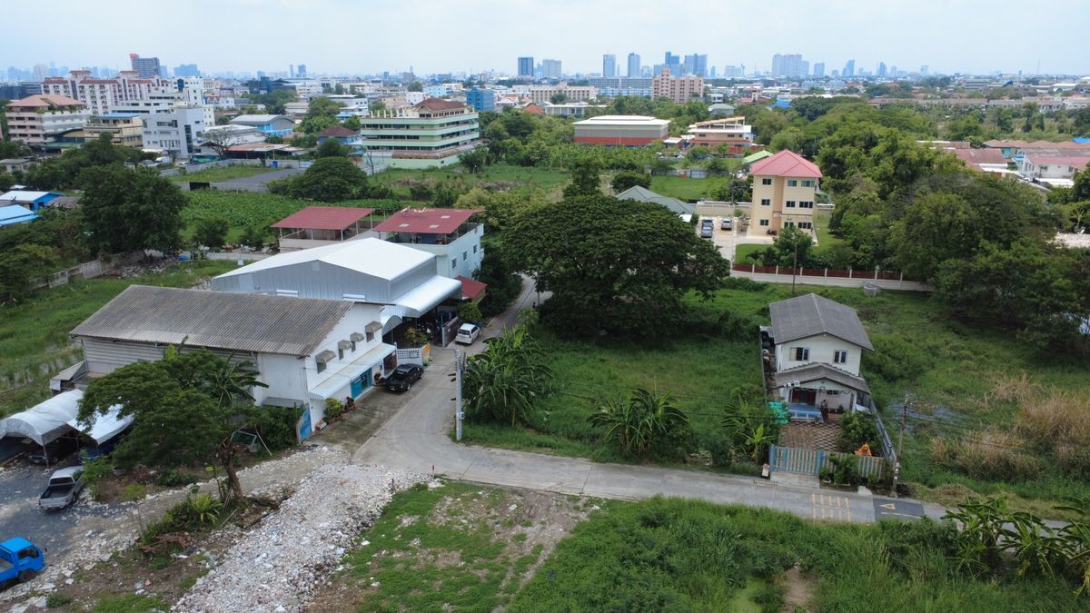 ขายที่ดินอ่อนนุช อุดมสุข : ขายที่ดิน สุขุมวิท77 ประเวศ ซอย อ่อนนุช 66 เนื้อที่180 ตรว. แปลงมุม รูปแปลงสวย