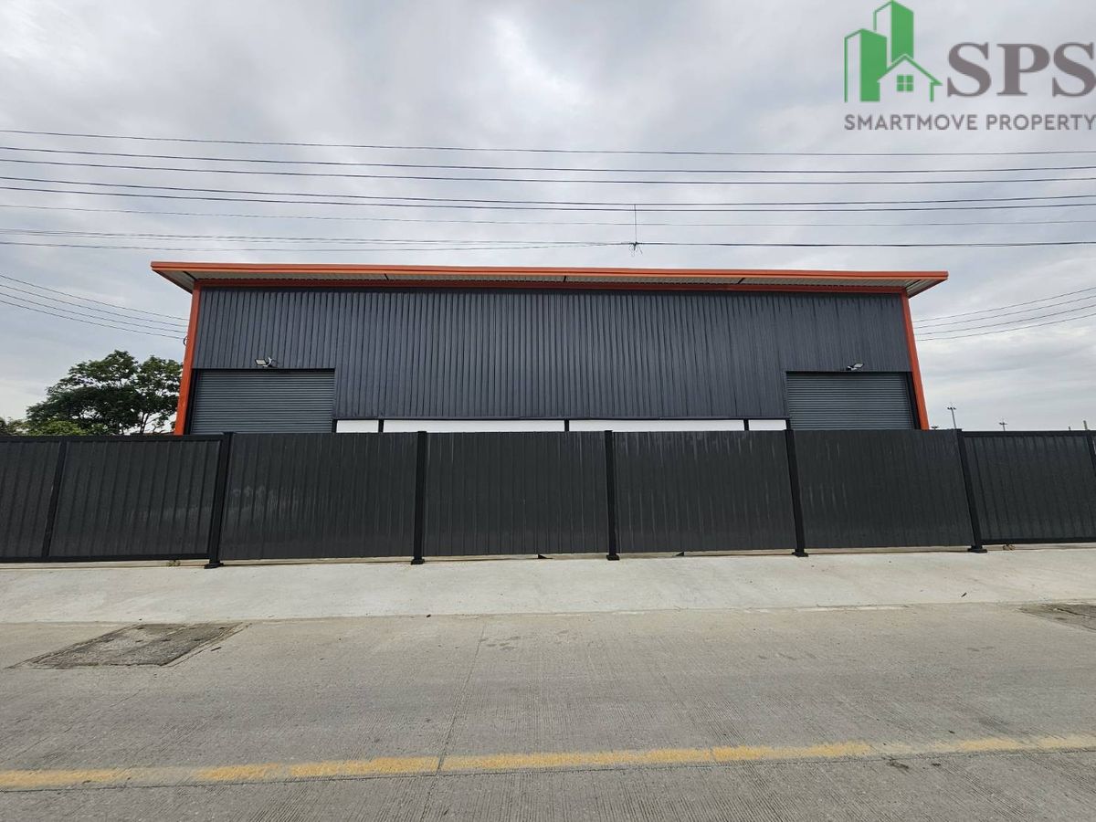 ให้เช่าโกดังสมุทรปราการ สำโรง : New warehouse for rent, Bang Phli Yai, open for reservation, last unit โกดังใหม่ให้เช่า บางพลีใหญ่ เปิดจอง หลังสุดท้าย ( SPSP612) 