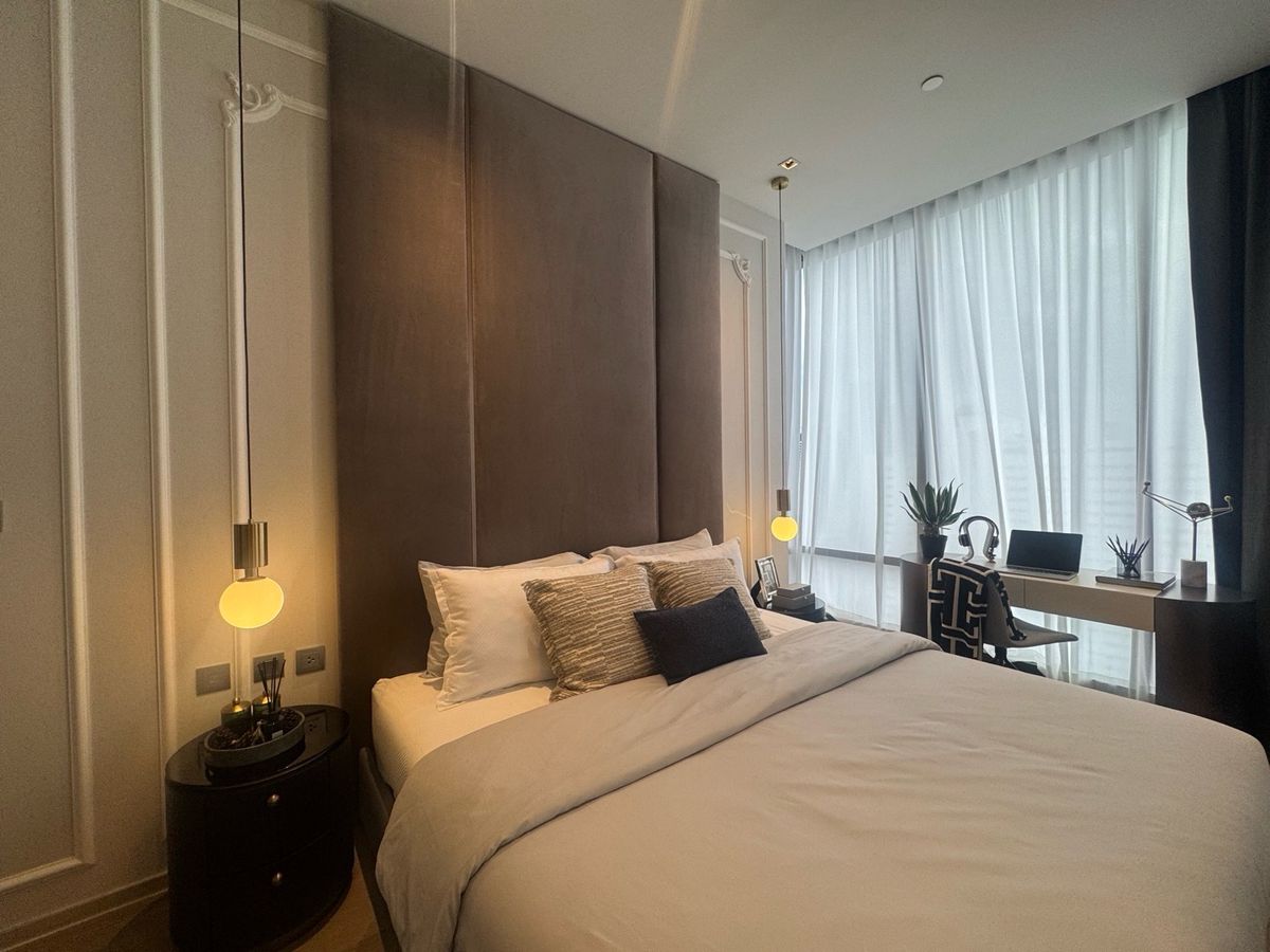 ขายคอนโดสีลม ศาลาแดง บางรัก : For Sale Ashton Silom (Fully Furnished)
1Bed 49.58sq.m. 11.33Mb.
☎️contact 084-235-2694 chanjao