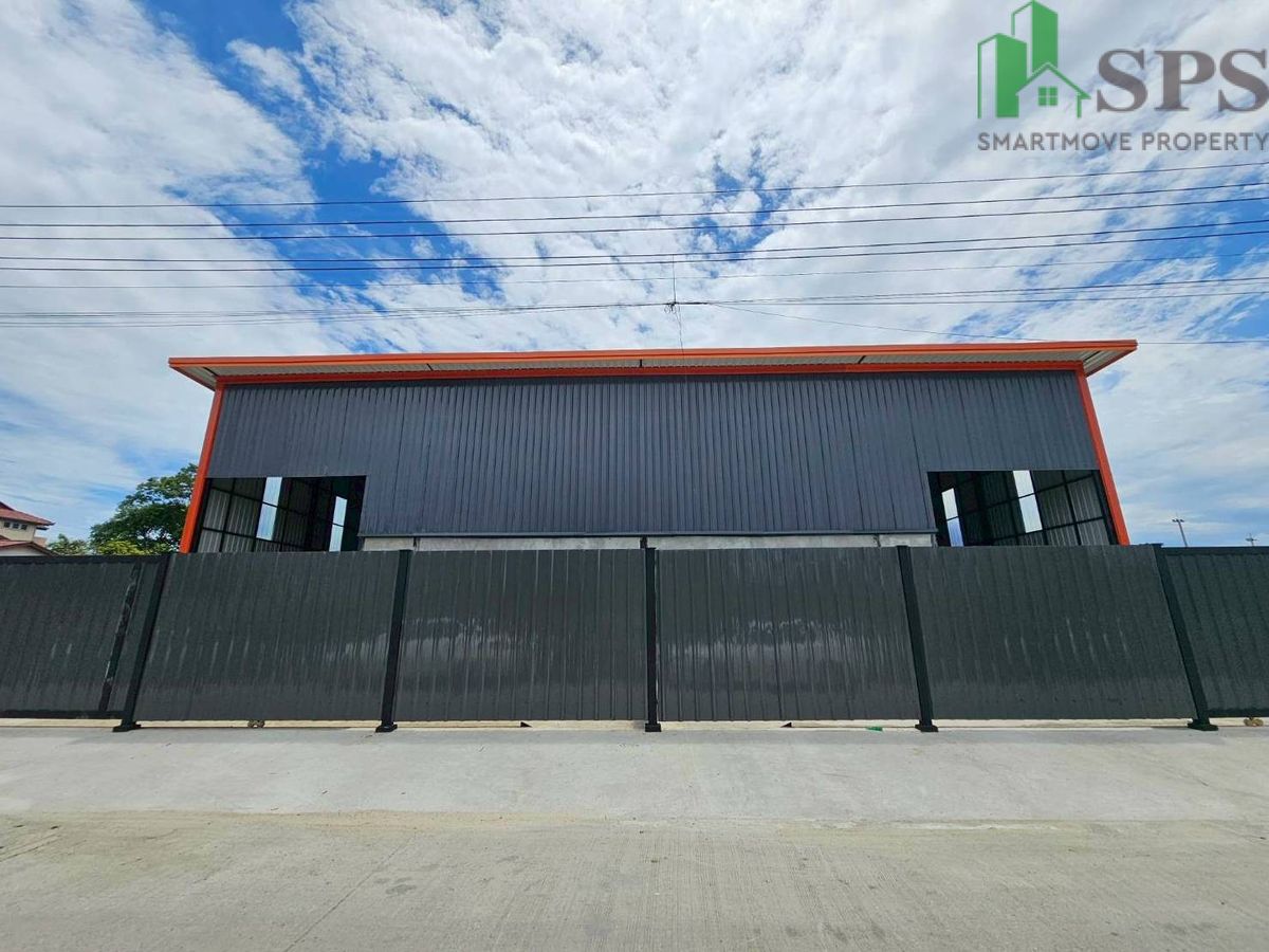 ให้เช่าโกดังสมุทรปราการ สำโรง : New warehouse for rent, Bang Phli Yai, open for reservation, last unit โกดังใหม่ให้เช่า บางพลีใหญ่ เปิดจอง หลังสุดท้าย ( SPSP612) 