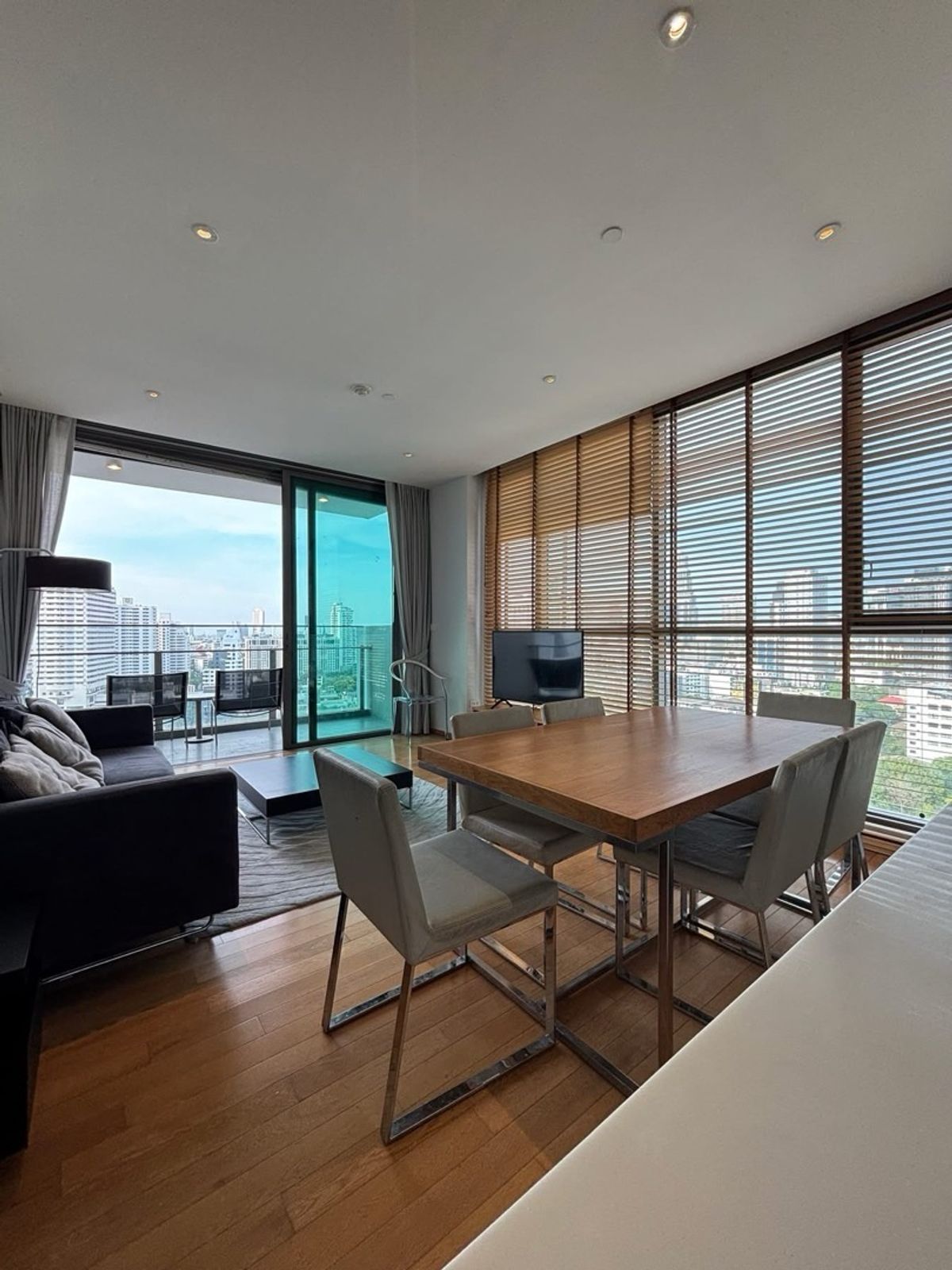 ให้เช่าคอนโดสุขุมวิท อโศก ทองหล่อ : ให้เช่าคอนโด🔥Aequa Residence Sukhumvit 49 🔥Pet-friendly🔥93ตรม🔥ชั้นสูง🔥พร้อมอยู่🔥 R305-7