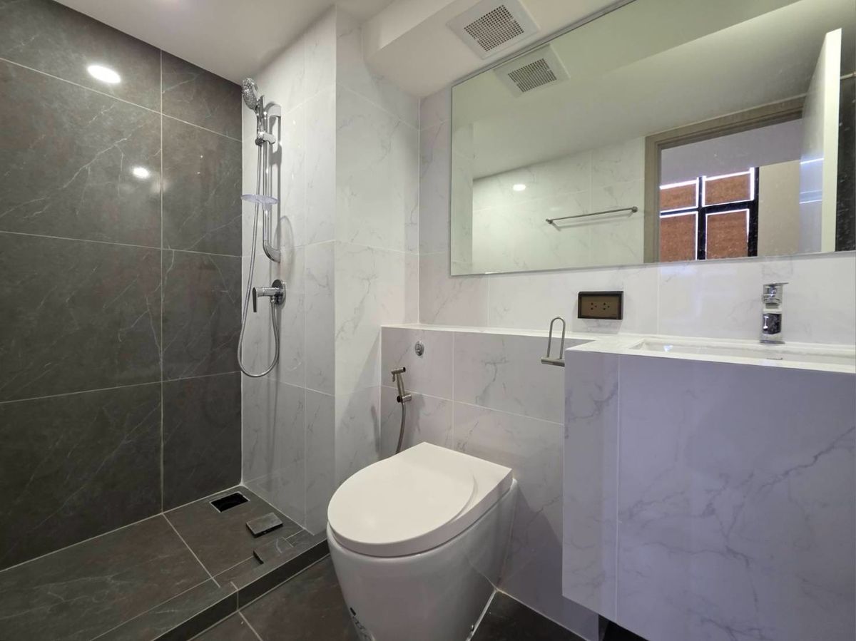 ขายคอนโดสมุทรปราการ สำโรง : Duo space ยูนิตใหม่ ในคอนโดทันสมัย ทำเลศักยภาพ! คุ้มค่าสำหรับอยู่อาศัยและลงทุน