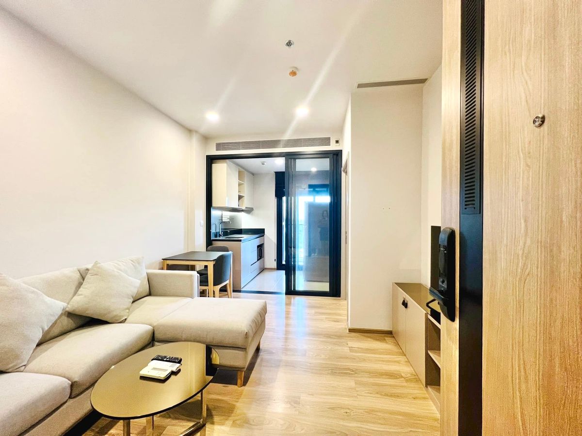 ให้เช่าคอนโดสุขุมวิท อโศก ทองหล่อ : [🔥พร้อมเข้าอยู่🔥] Oka Haus Sukhumvit 36 - คอนโดสไตล์รีสอร์ทของแสนสิริ ที่โอบล้อมไปด้วยธรรมชาติ ส่วนกลางครบ