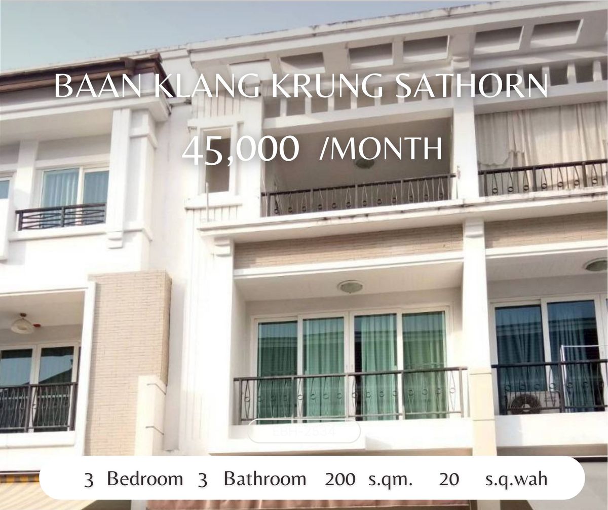 For RentTownhomeSathorn, Narathiwat : For Rent Space Sathorn Townhouse Pet-Friendly Near BTS Townhouse in the heart of Sathorn Can raise animals near BTS