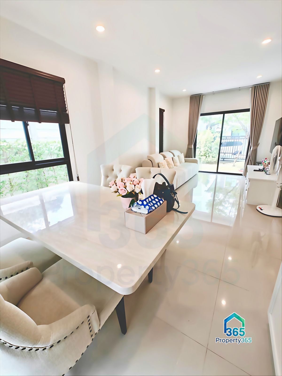 HousePathum Thani,Rangsit, Thammasat : Mitti Lamlukka Klong 6 (Sammakorn) Serene Detached House, 3rd House (from security post), a house in the first soi of the village.