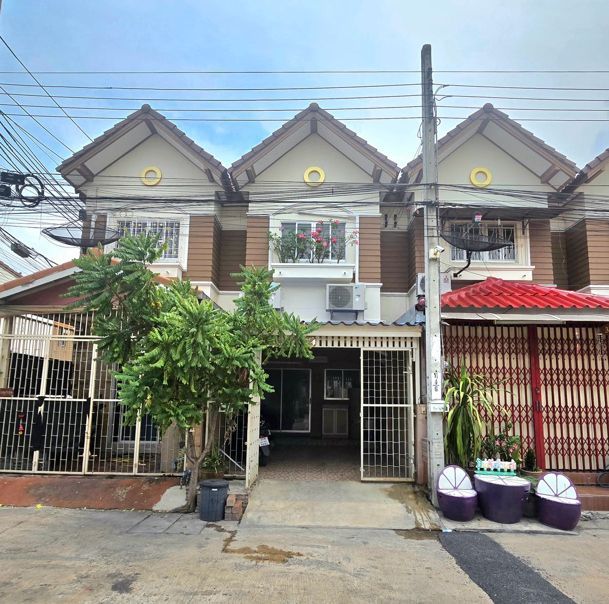 ขายทาวน์โฮมบางแค เพชรเกษม : ขาย #ทาวน์เฮ้าส์ 2 ชั้น ทำเลดี  ใกล้ 7-11 🏡หมู่บ้านตะวันทอง เลียบคลองภาษีเจริญฝั่งใต้ หนองแขม กรุงเทพฯ