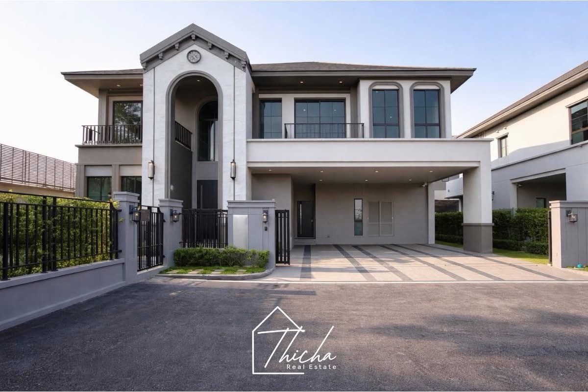 For SaleHousePhutthamonthon, Salaya : Grand Bangkok Boulevard at the park