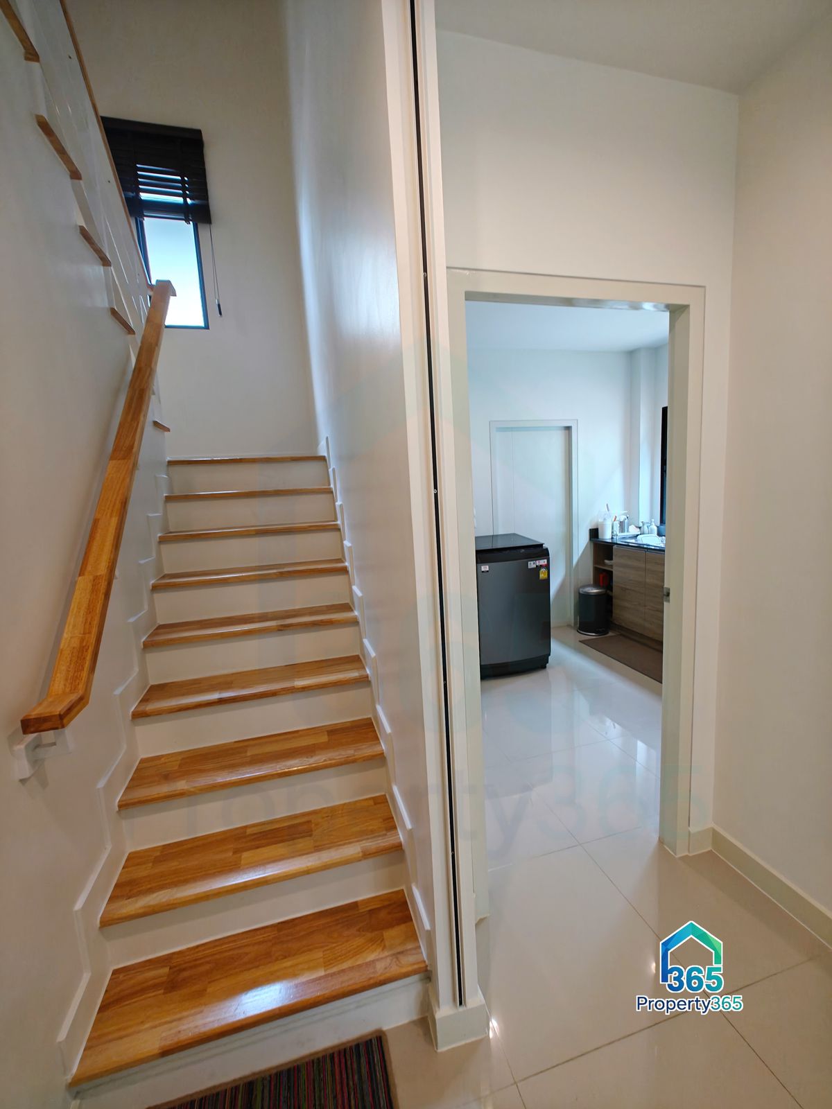 HousePathum Thani,Rangsit, Thammasat : Mitti Lamlukka Klong 6 (Sammakorn) Serene Detached House, 3rd House (from security post), a house in the first soi of the village.