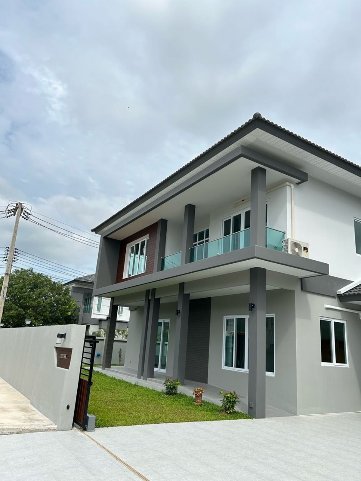 For RentHouseChiang Mai : For Rent Sansaran North View Chiang Mai, new house with mountain view