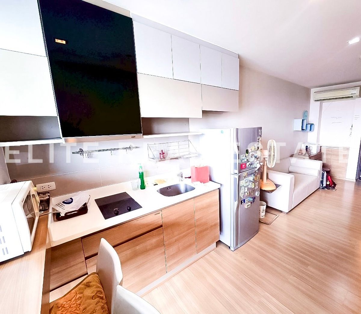 For SaleCondoSapankwai,Jatujak : ✨ High-Rise condo that combines elegance With potential location Answer both life And long -term investment 💯