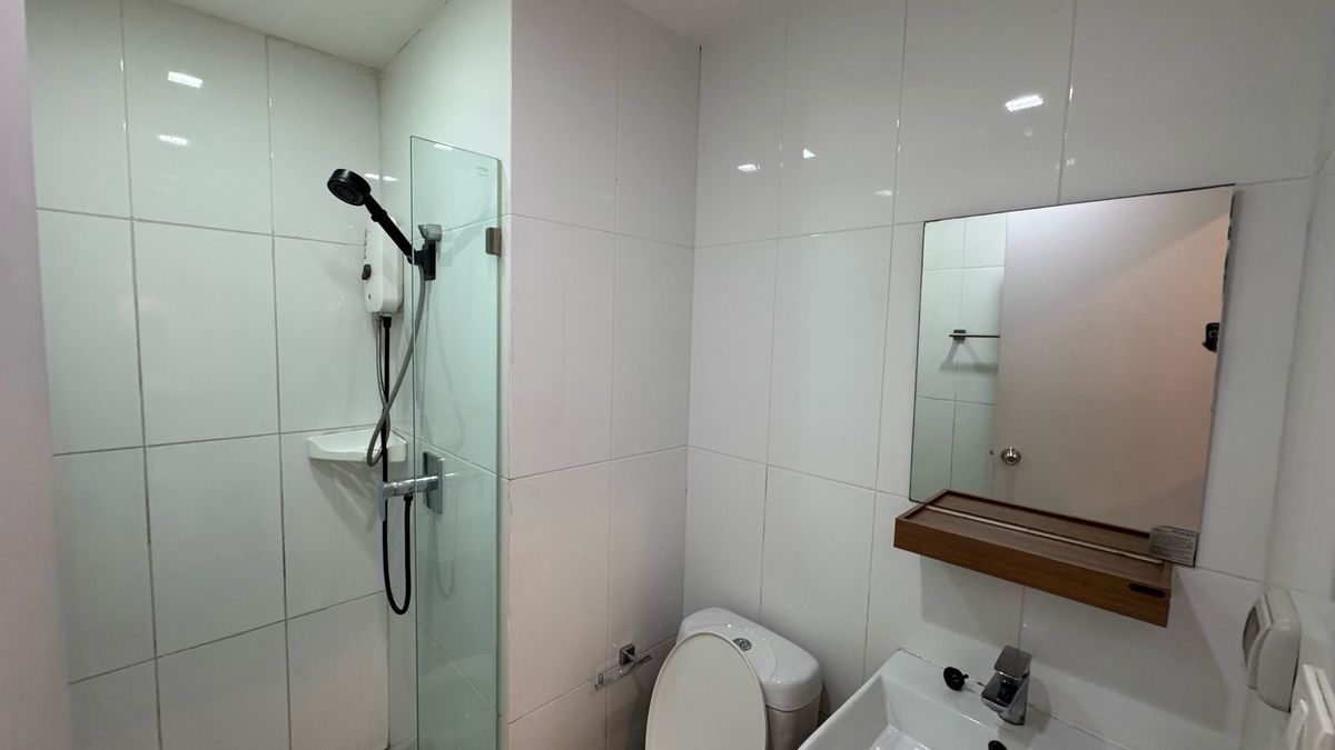 For RentCondoSathorn, Narathiwat : 🌈 Ready to stay 15 June long 🌈Pixel Sathorn🌿 Room 30 sqm. • 🏢 Opposite one Bangkok🏢, 1st floor, pool view ⛔️⛔️not co-AG⛔️⛔️