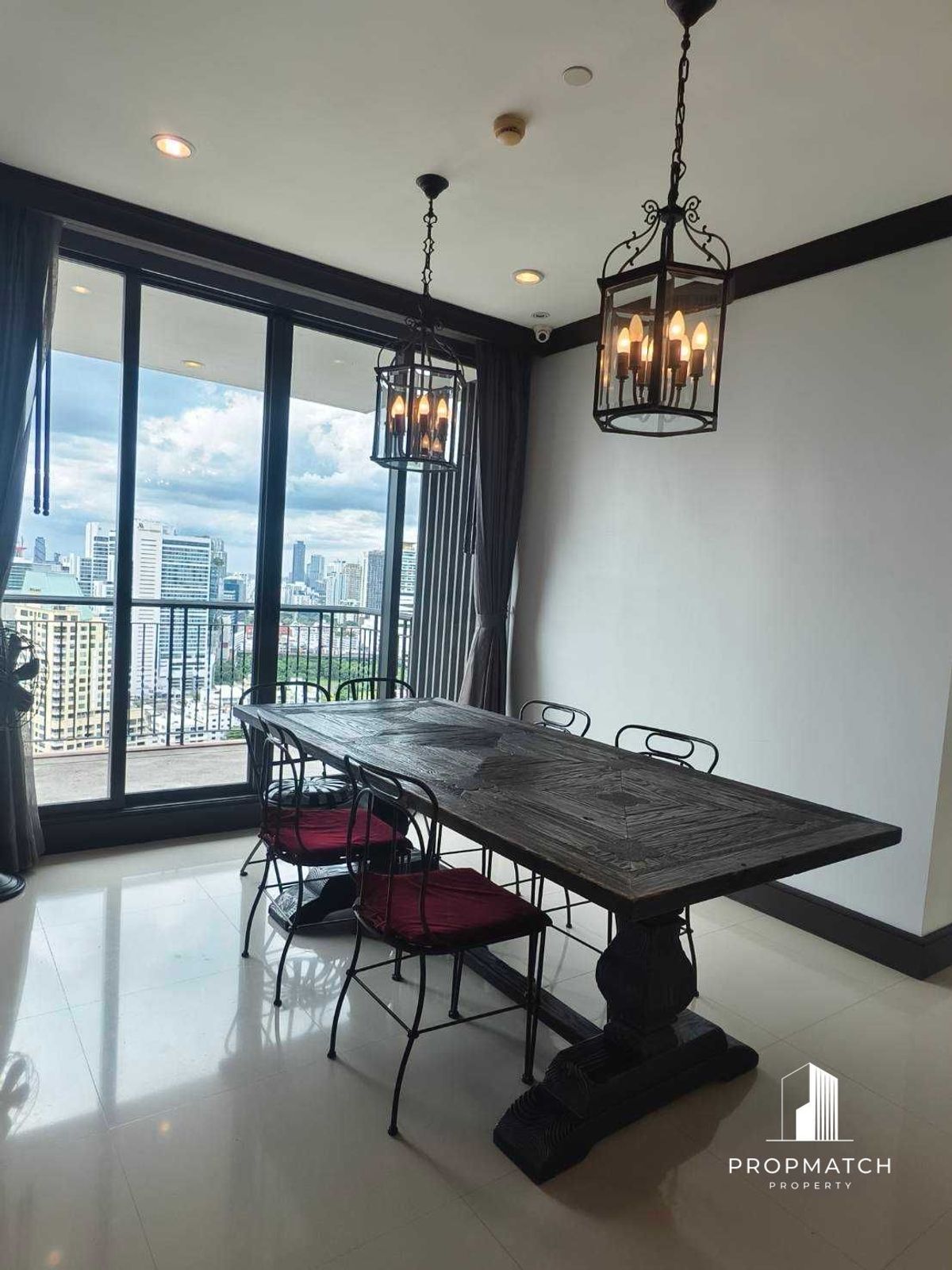 ขายคอนโดสุขุมวิท อโศก ทองหล่อ : ✨Flash Deal ✨Auguston Sukhumvit 22 (2Bed3Bath155SQM.) พร้อมอยู่ ! เพียง 25,900,000 บาท Tel.0981315848 @propmatch