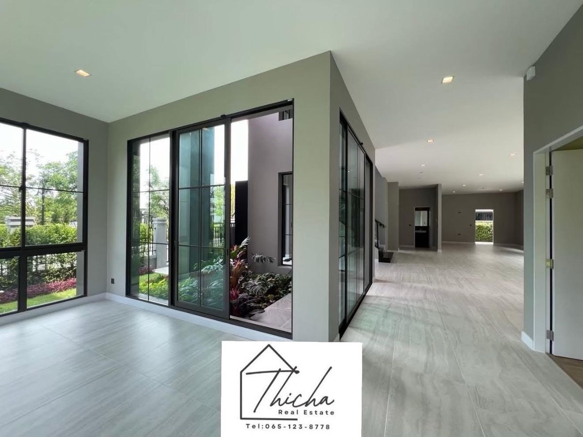 For SaleHousePhutthamonthon, Salaya : Grand Bangkok Boulevard at the park