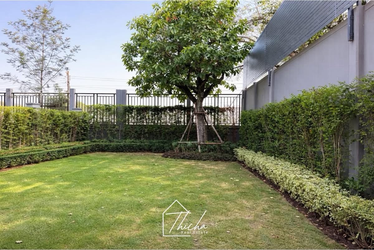 For SaleHousePhutthamonthon, Salaya : Grand Bangkok Boulevard at the park