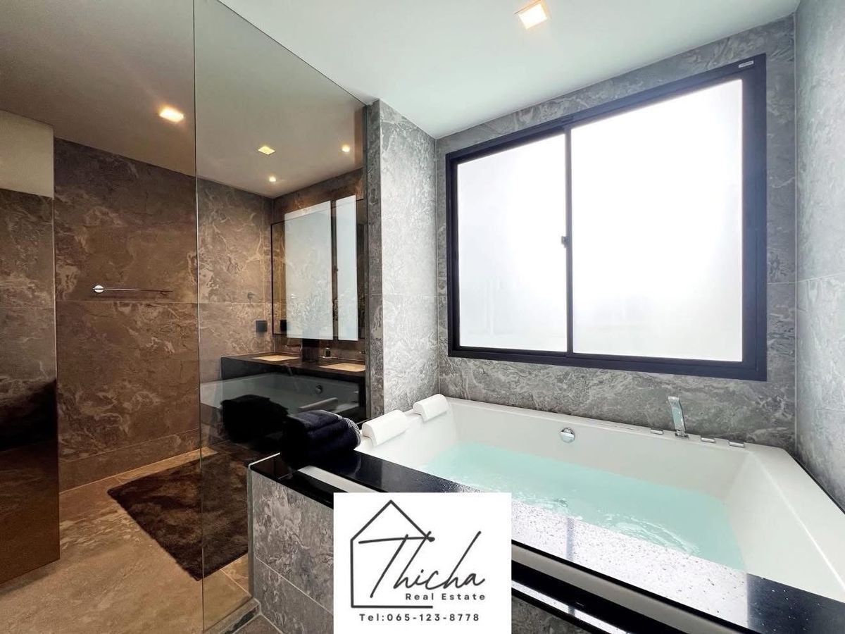 ขายบ้านพุทธมณฑล ศาลายา : บ้านหรูทำเลพุทธมณฑลสาย 2 คฤหาสน์หรู 3 ชั้น Moden Luxury Design แกรนด์บางกอก บูเลอวาร์ด ปิ่นเกล้า - บรมฯ