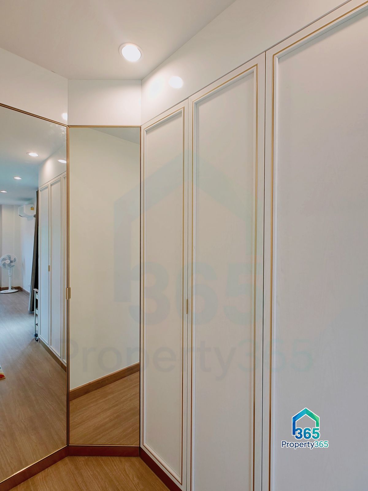 HousePathum Thani,Rangsit, Thammasat : Mitti Lamlukka Klong 6 (Sammakorn) Serene Detached House, 3rd House (from security post), a house in the first soi of the village.